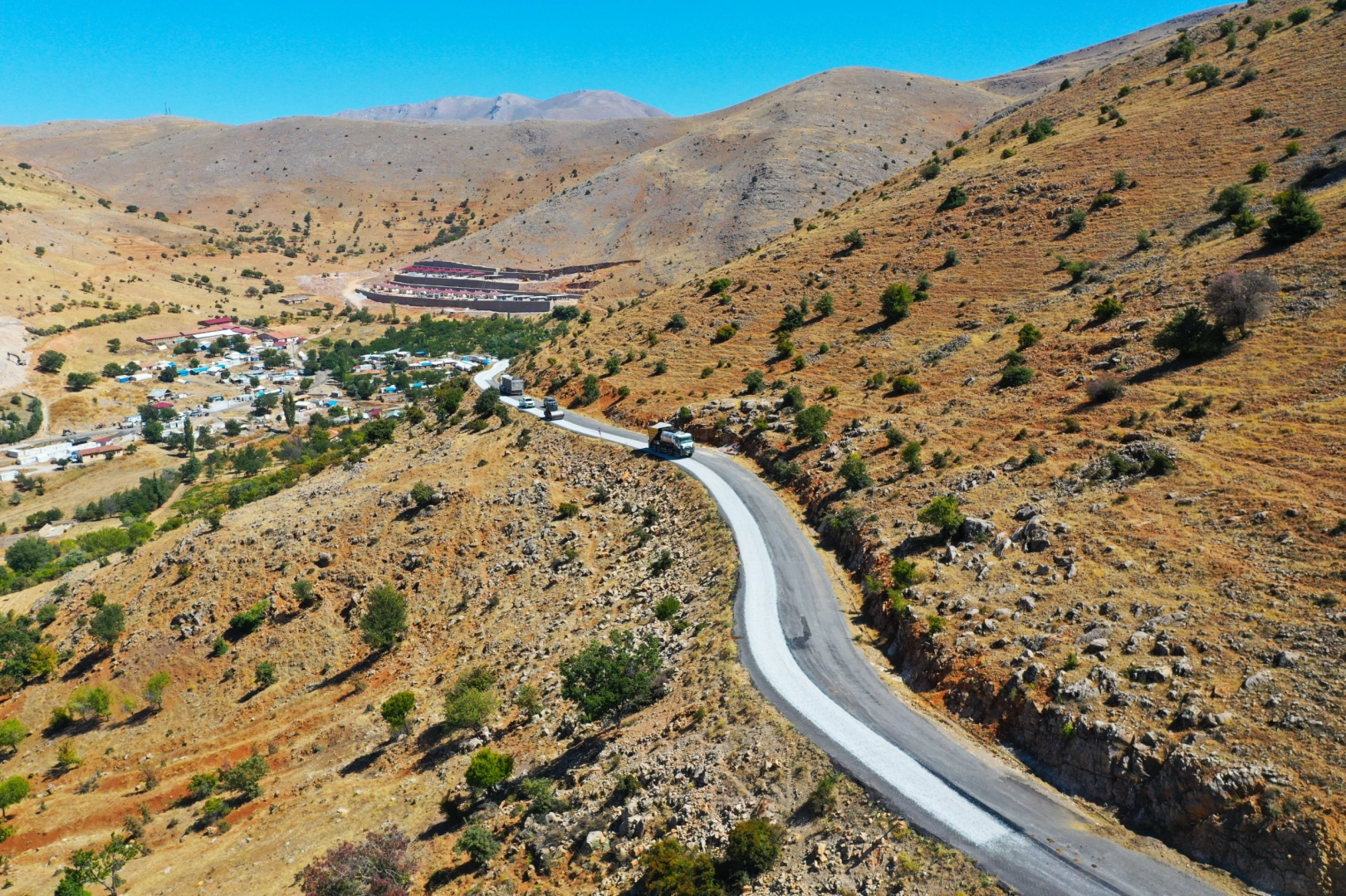 Malatya’da Kırsal Yollar İçin Asfalt Seferberliği!