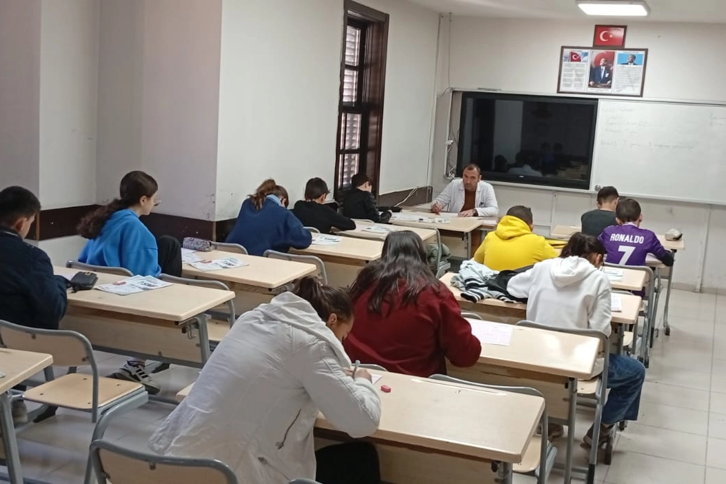 Malatya’da Öğrencilere Ücretsiz İzleme Sınavı!