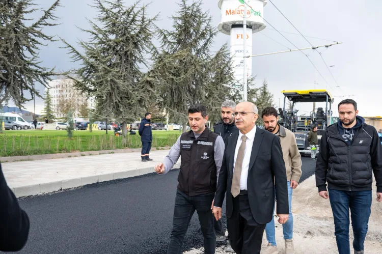 Malatya’da Yan Yollar Yenileniyor: Asfalt Çalışmaları Başladı