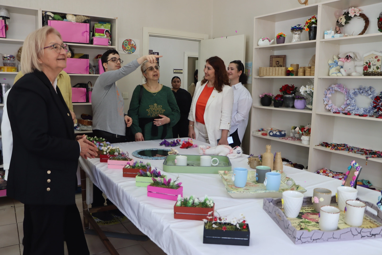 Maltepe’de Engellilerden Yıl Sonu Sergisi Açıldı