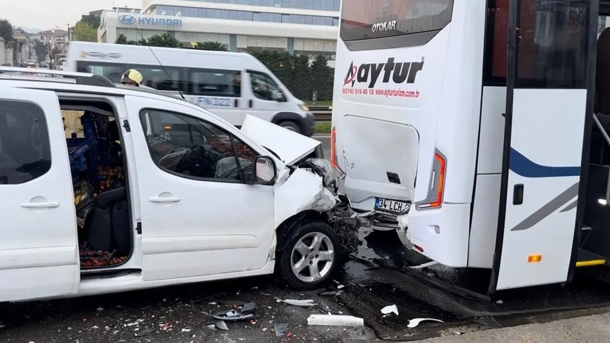 Maltepe’de Feci Kaza: 1 Yaralı, Trafik Felç Oldu!