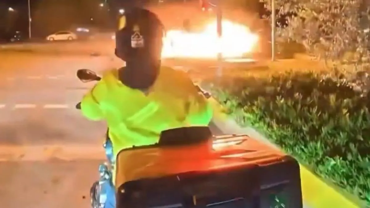 Maltepe’de Feci Kaza: 4 Yaralı, Araç Alev Aldı!
