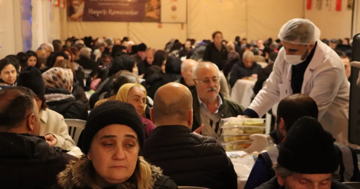 Maltepe’de İftar Sofralarıyla Birlik ve Beraberlik