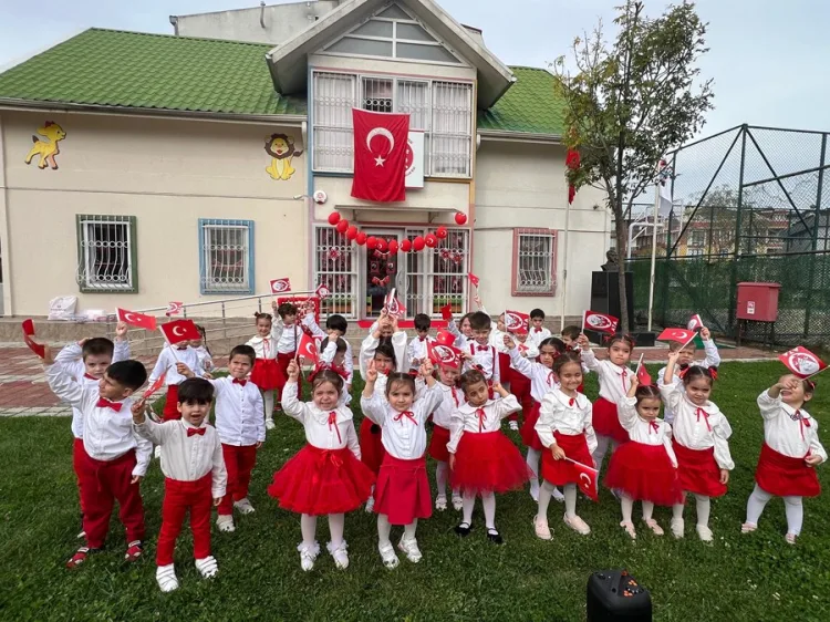 Maltepe’de Miniklerden Cumhuriyet Coşkusu!