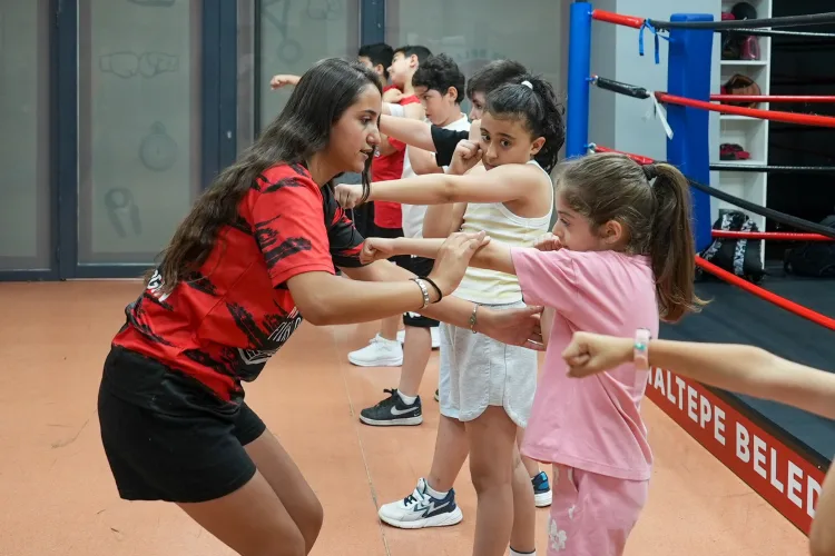 Maltepe’de Yaz Spor Kurslarıyla Çocuklar Sporla Buluşuyor