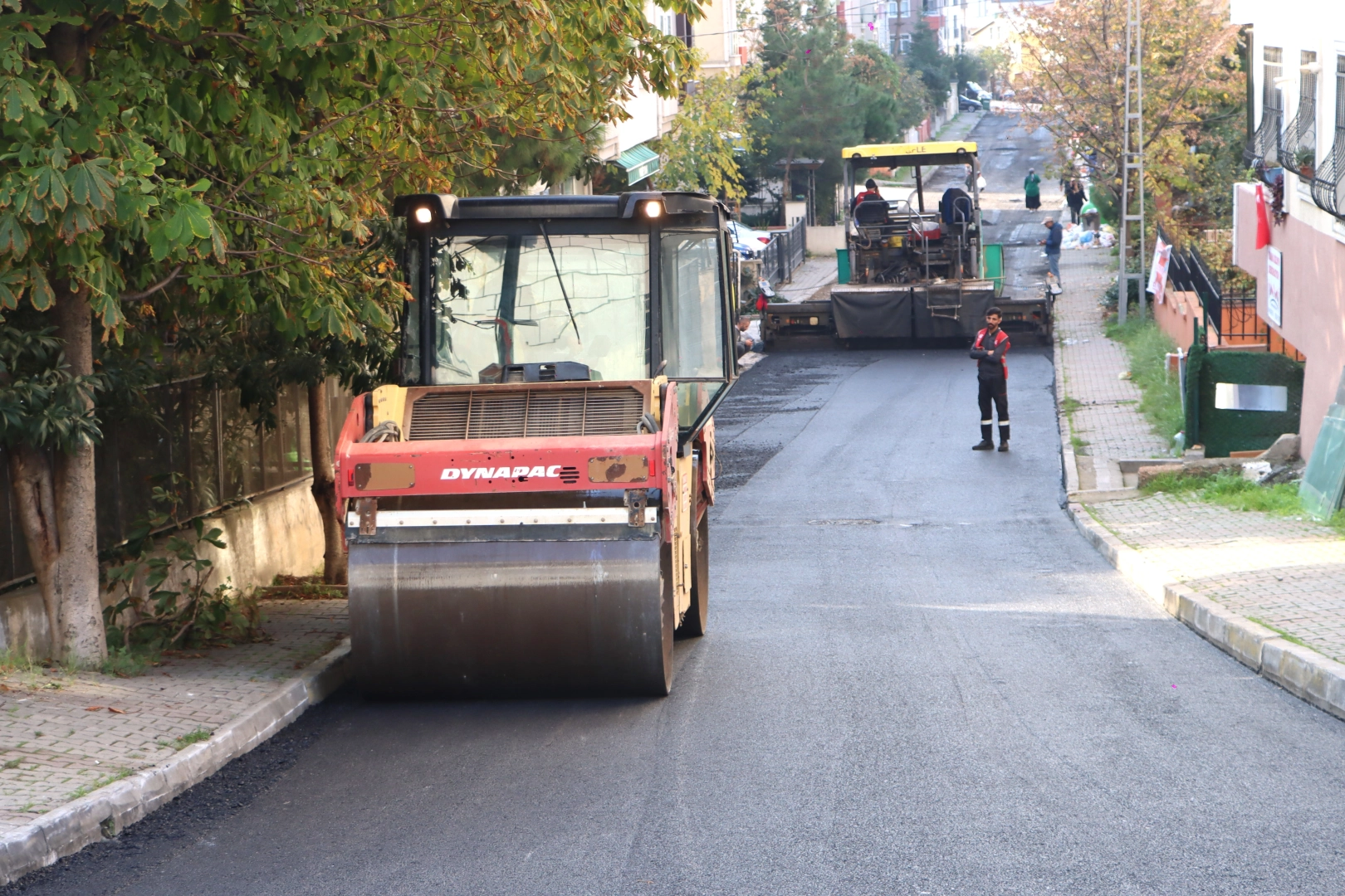 Maltepe’de Yol Yenileme Çalışmaları Hızla Devam Ediyor!