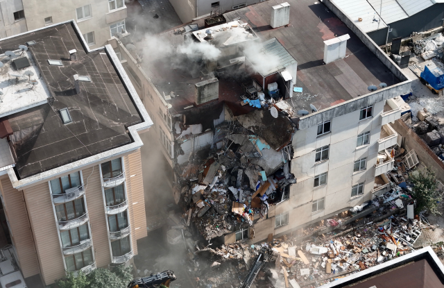 Maltepe'de çöken binaya ilişkin soruşturmada 2 tutuklama