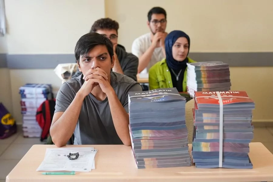 Maltepe’den Öğrencilere Kitap Desteği