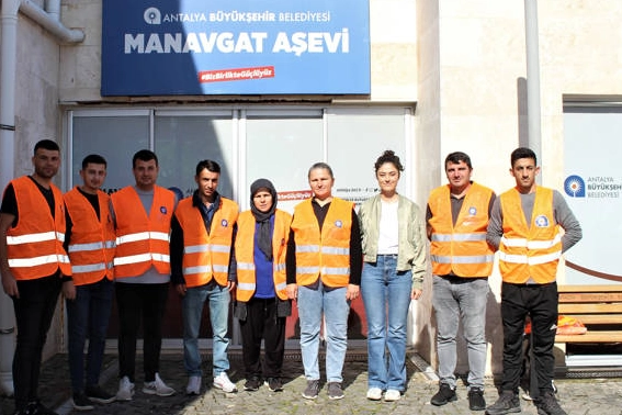 Manavgat Aşevi’nden İhtiyaç Sahiplerine Sıcak Yemek