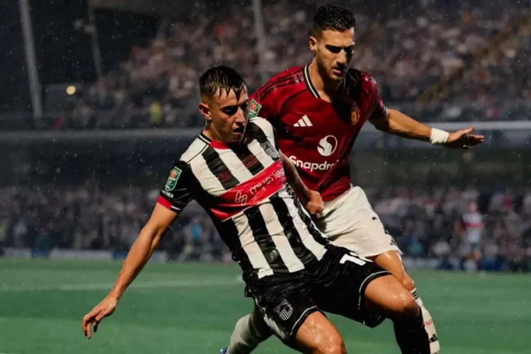 Manchester United, 4. Lig Takımına Elendi!