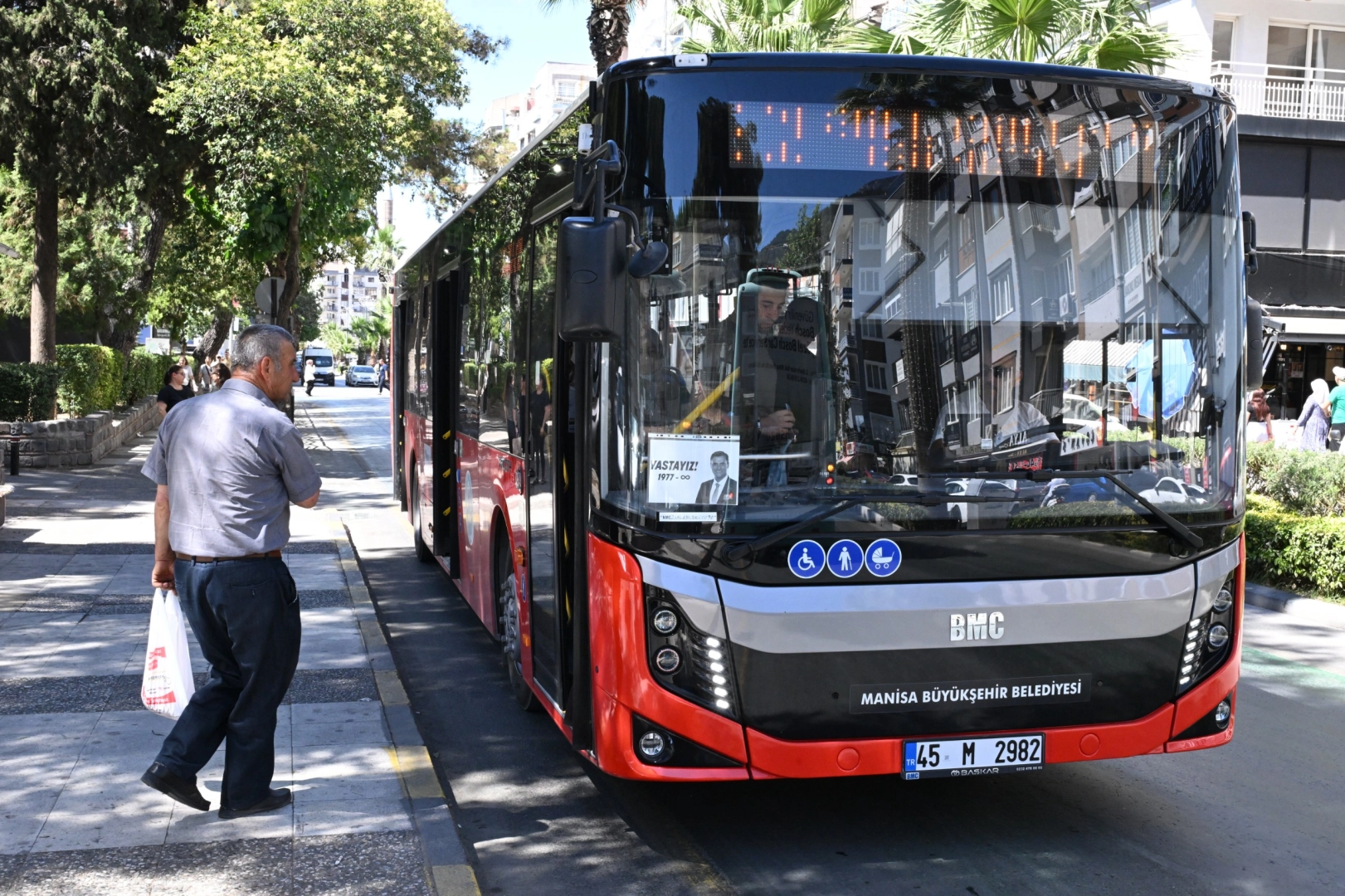 Manisa’da Bayramda 175 Bin Kişi Ücretsiz Taşındı!