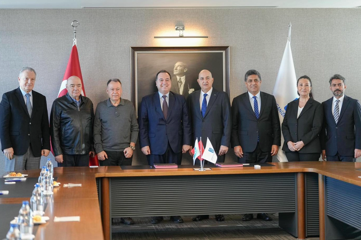 Manisa’da Can Dostlar İçin Yemek Seferberliği
