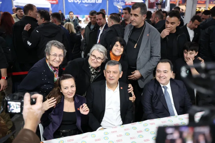 Manisa’da İftar Sofrası: Binlerce Vatandaş Buluştu!