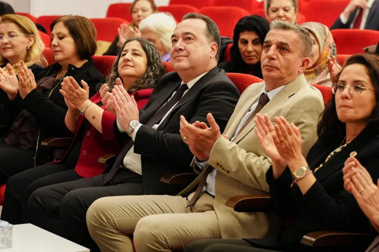 Manisa’da Kadın Belediye Başkanları Buluşması