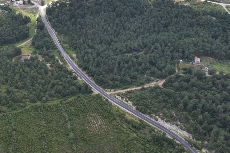 Manisa’da Kırsal Yolda Asfalt Seferberliği!