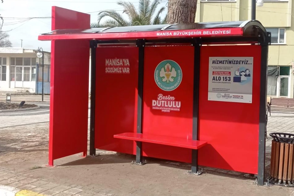 Manisa’da Modern Duraklarla Ulaşım Konforu Artıyor