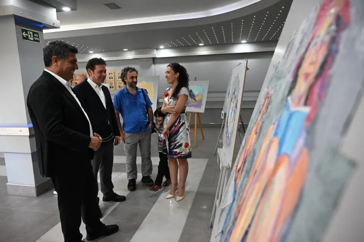 Manisa’da ‘Plastik Reformasyon’ Sergisi Açıldı!