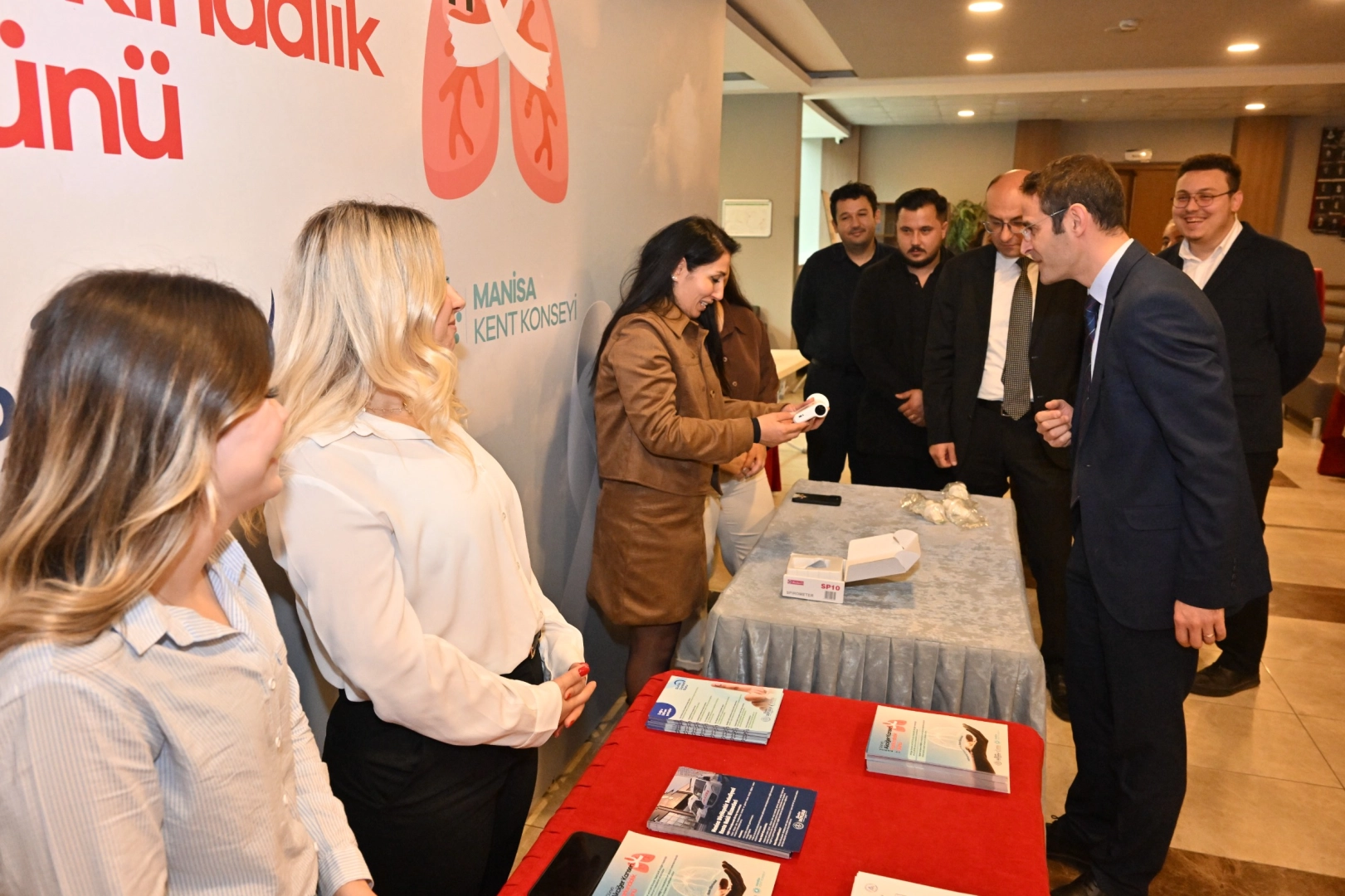 Manisa’da Sağlık Farkındalığı Semineri Düzenlendi