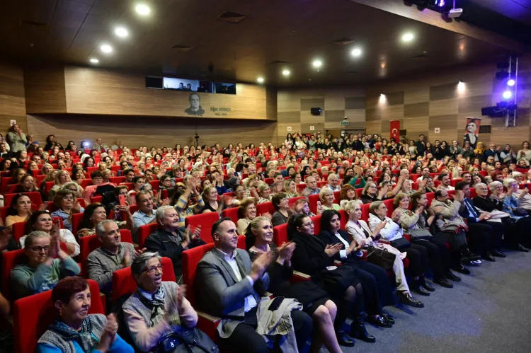 Manisa’da Zeki Müren, Özel Konserle Anıldı