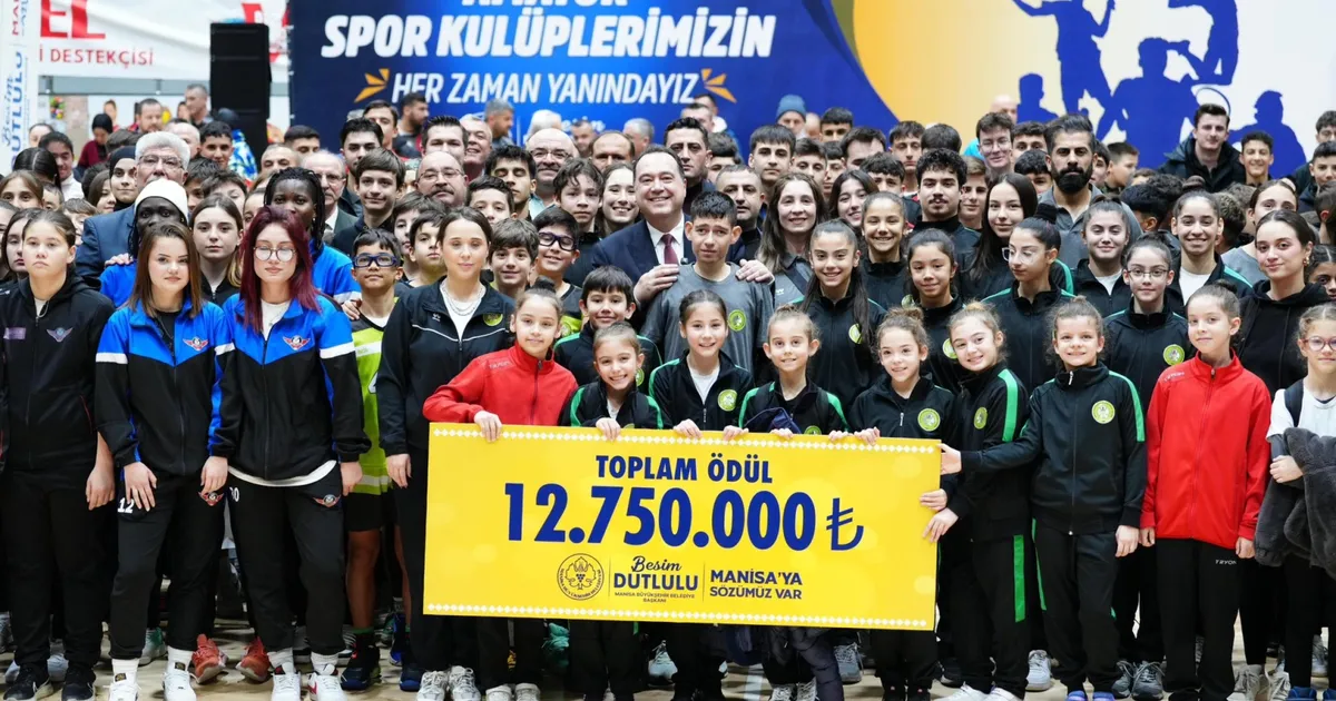Manisa’dan Amatör Spor Kulüplerine 12 Milyon Destek