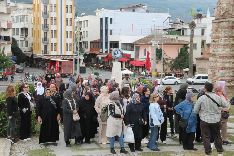 Manisalılar Efes Selçuk’un Tarihini Keşfediyor