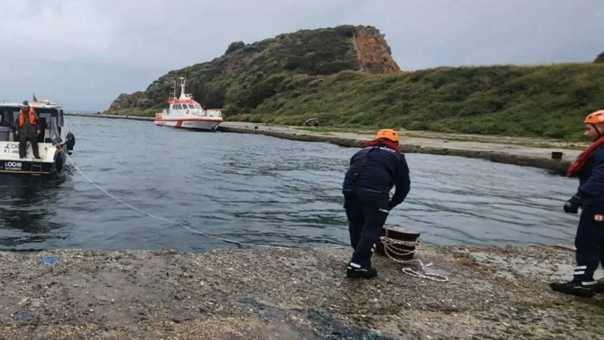Marmara’da Tekne Arızası: İki Kişi Kurtarıldı!