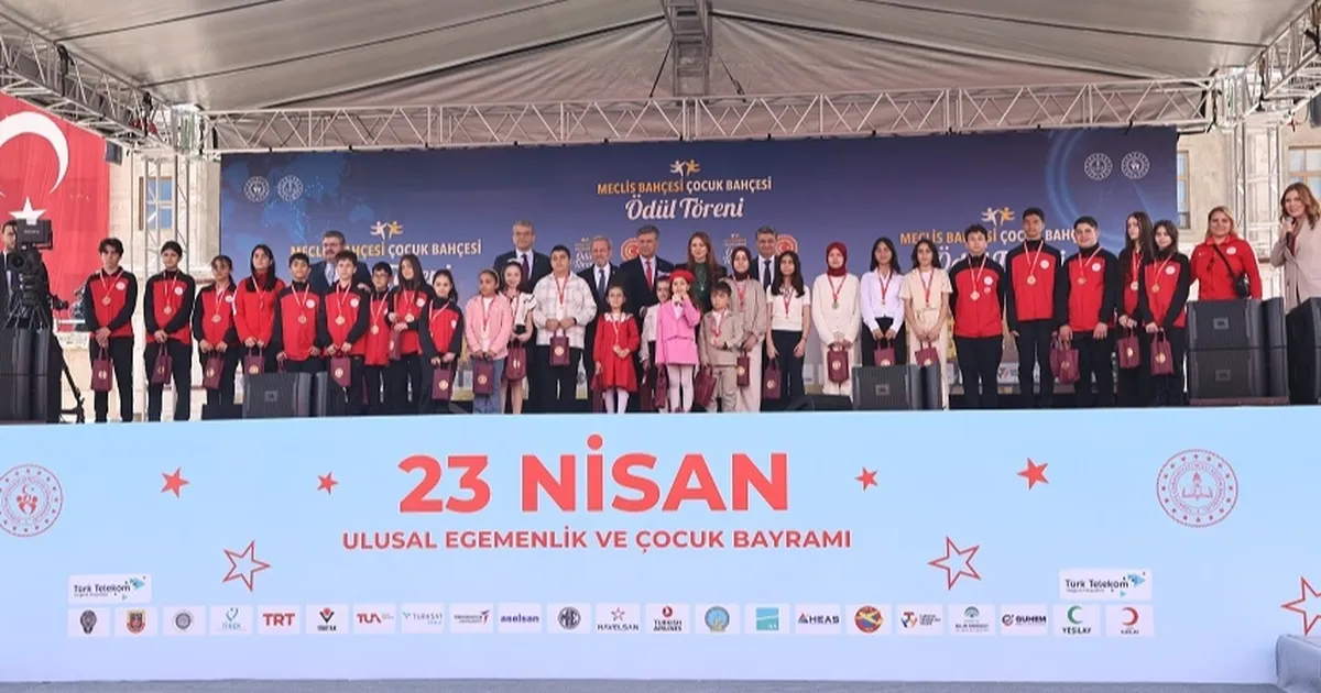 Meclis Bahçesi’nde Çocuklar Şenlik Yaşadı!