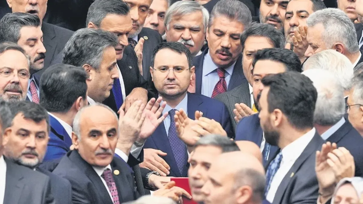 Meclis’te CHP’nin Vandal Eylemi Gündemde!