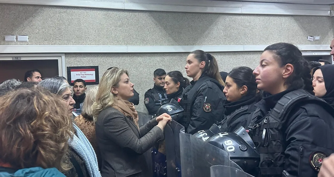 Meclis’te Cinsel İstismar Davası: Barikat Kuruldu!