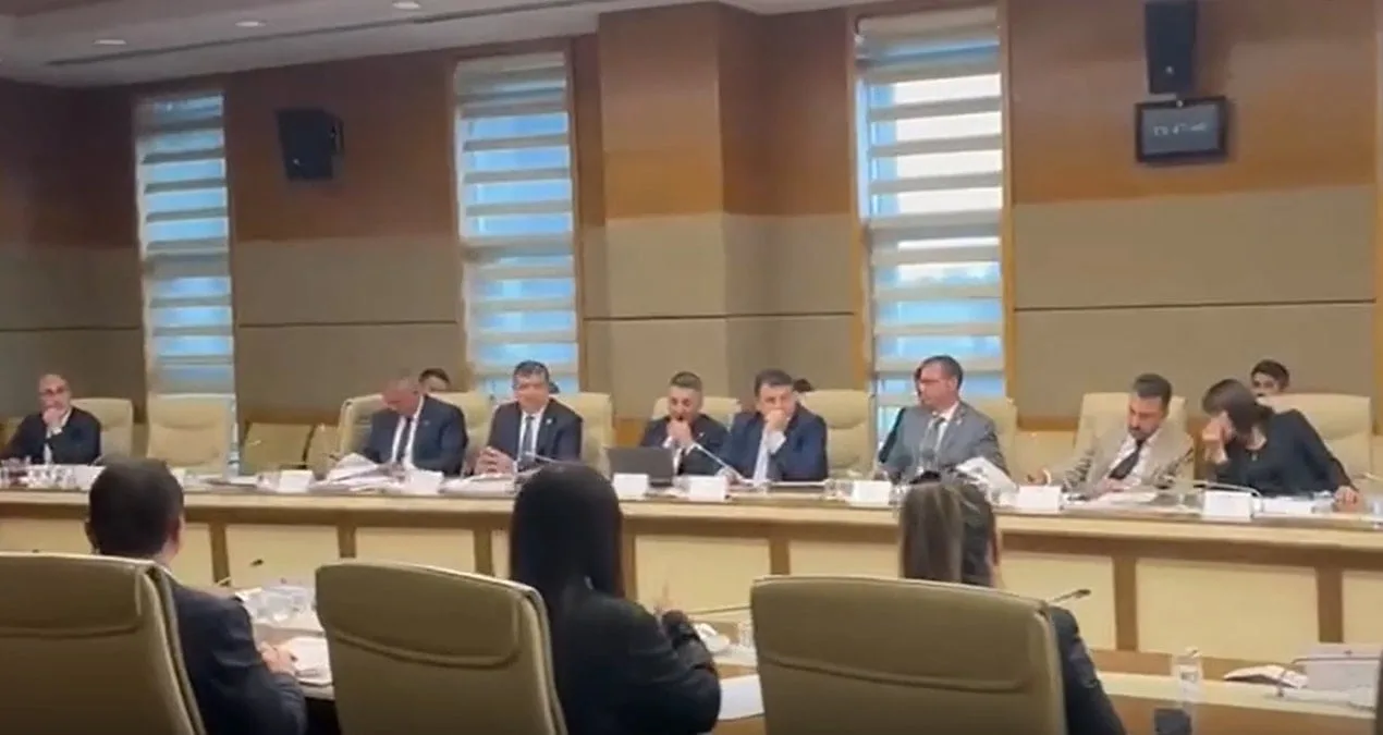Meclis’te Yangın Tartışması: Vefat Sayısı Gündemde