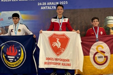 Mehmet Sarhanlı’dan Antalya’da 4 Altın Madalya!