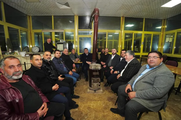 Mehmet Uncu Ramazan’da Vatandaşla Çay İçiyor