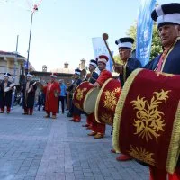 1783660232<em>248</em>Mehter-sesleri-bu-kez-Gazi-Orhan-Parkindan-yukseldi.jpeg