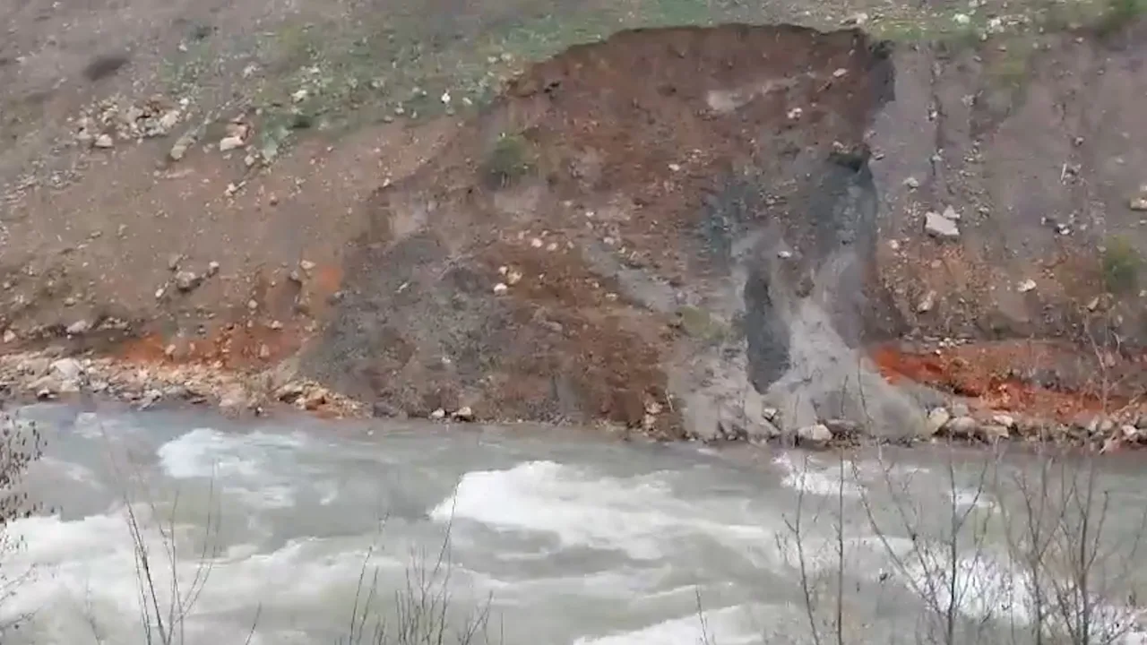Melet Irmağı’ndaki Tehlike: Suya Atık Karışabilir!