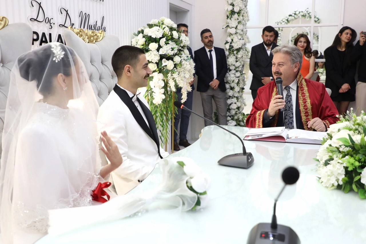 Melikgazi’de 2025’te 4 Bin Nikâh Kıyıldı!