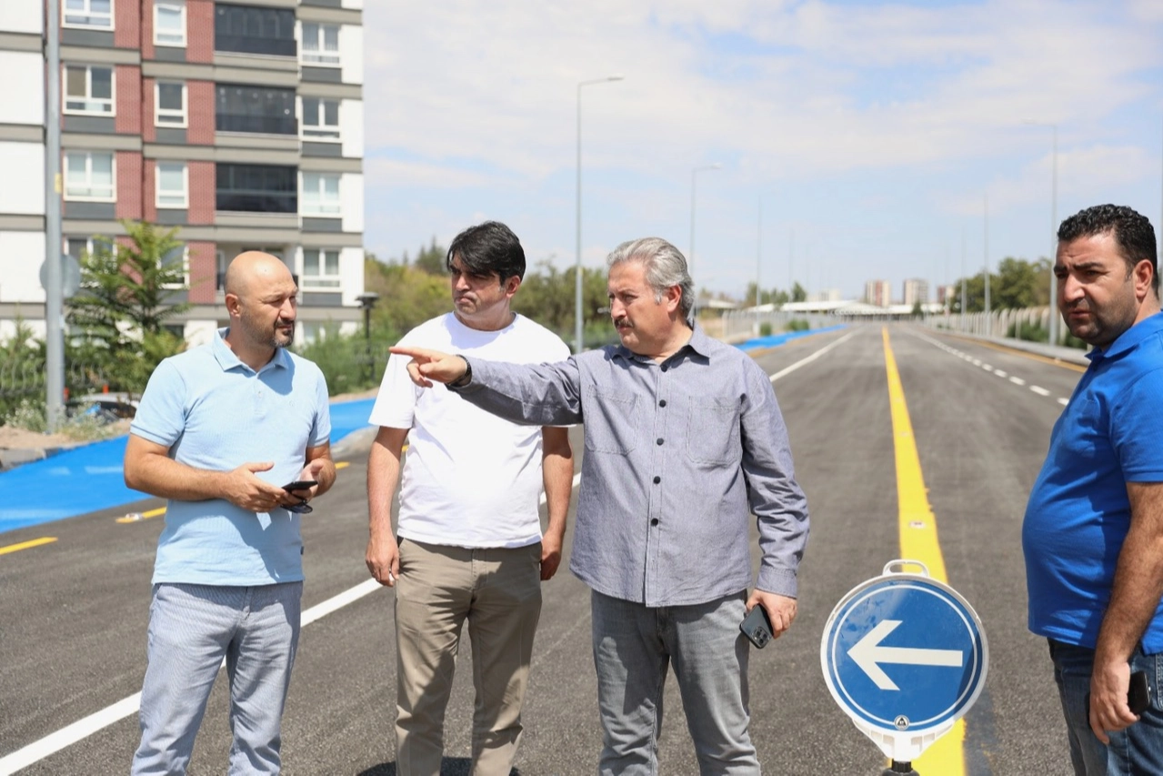 Melikgazi’de 80 km Yeni Yol, Ulaşımda Konfor!