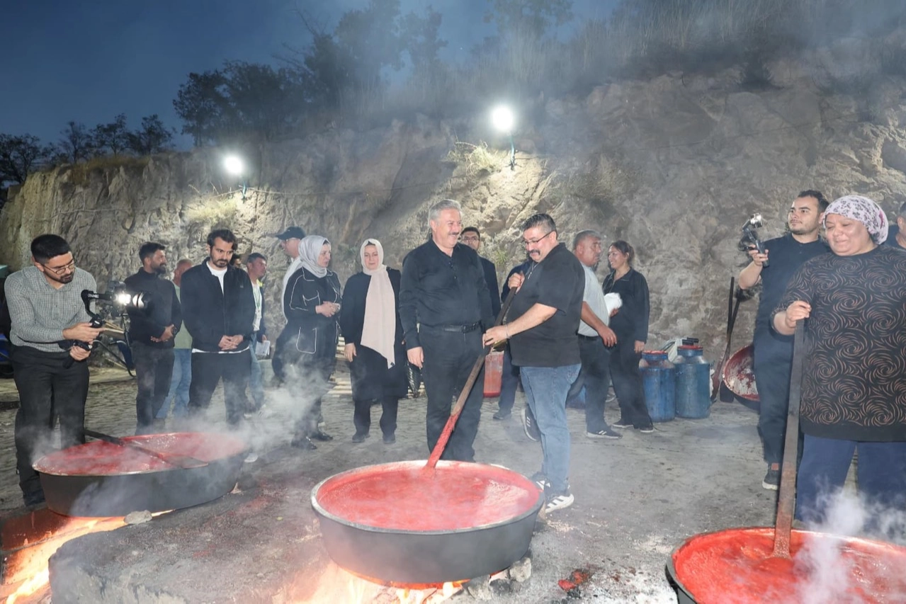 Melikgazi’de Salça Günleri Rekor Katılımla Tamamlandı!
