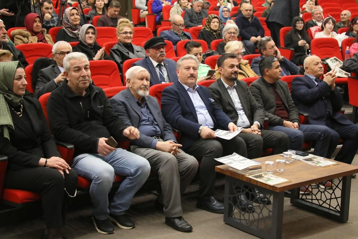 Melikgazi’de Şiirle Buluşma: Uluslararası Şölen