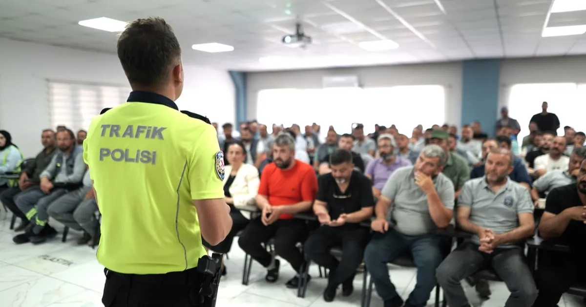 Melikgazi’den Saha Çalışanlarına Trafik Eğitimi