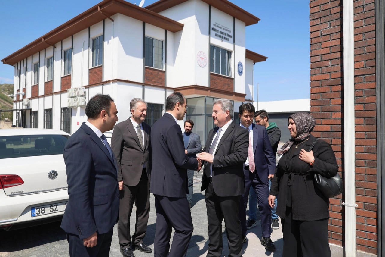 Melikgazi’ye Yeni Diş Hastanesi Müjdesi!