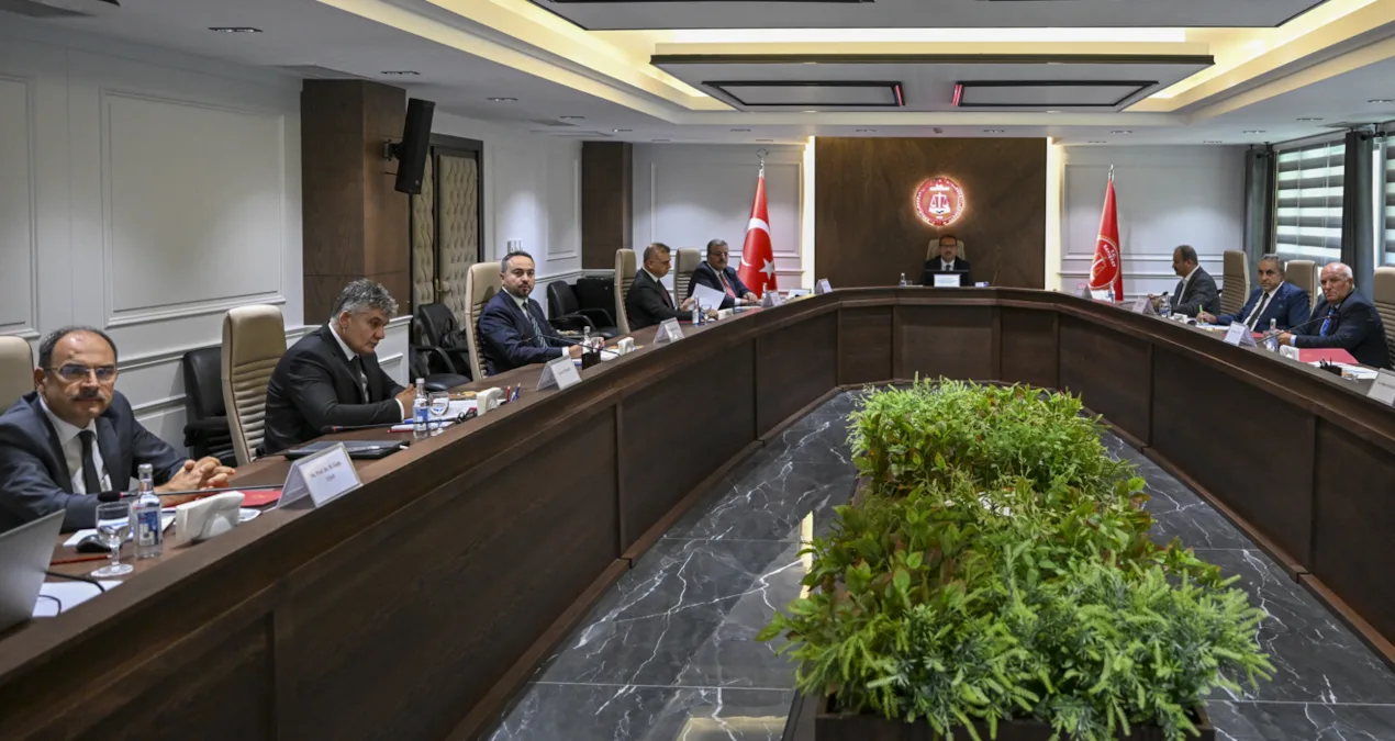 Memurların Hakları İçin İlk Toplantı Yapıldı