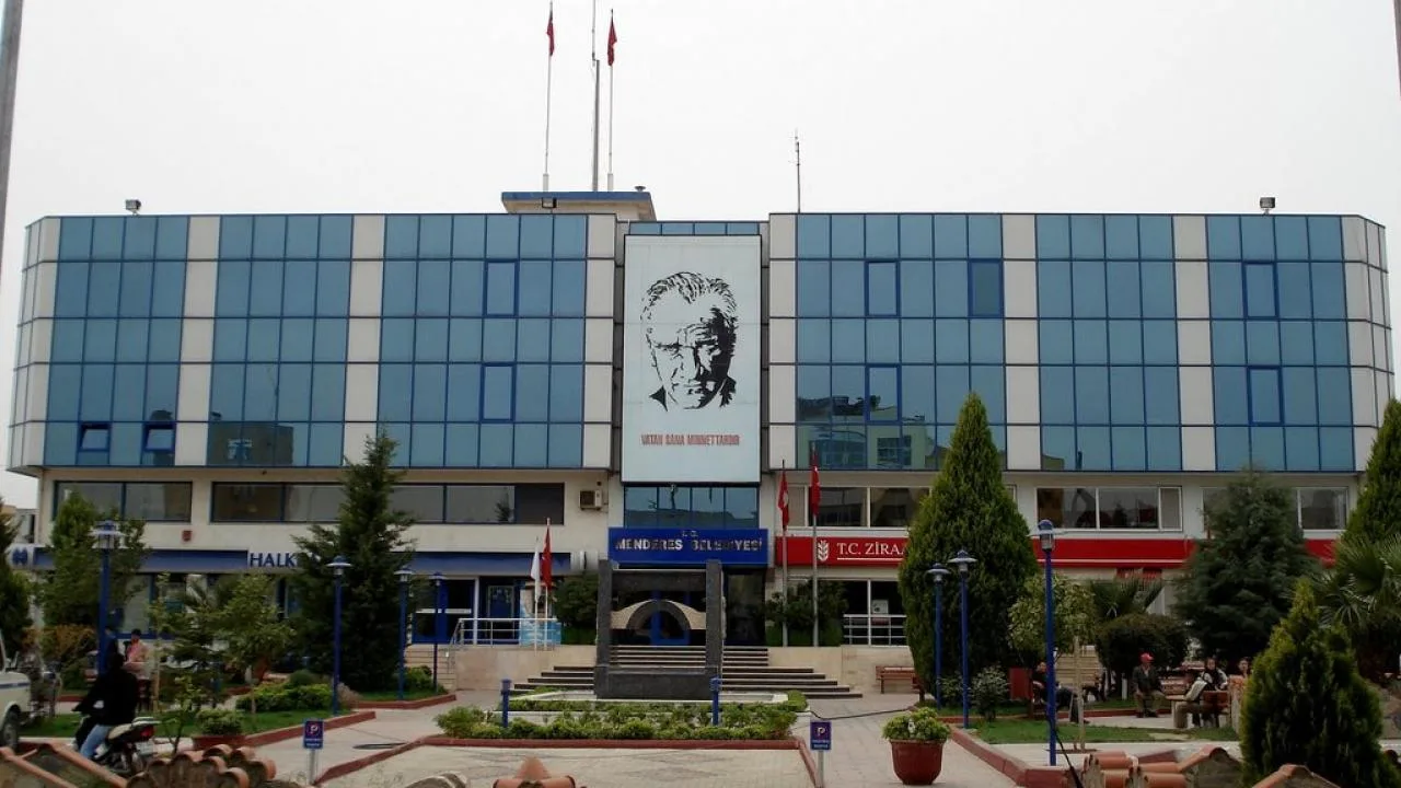 Menderes’te Başkan Vekili Seçimi İçin Toplanıyorlar