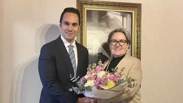 Meral Akşener’e Vefalı Ziyaret: Cenk Küpeli Açıklıyor!