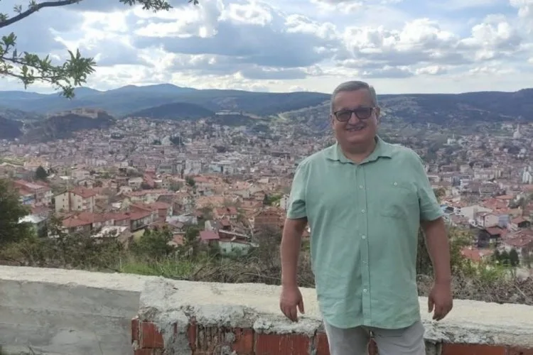Merdivenden Düşen Adam Hayatını Kaybetti