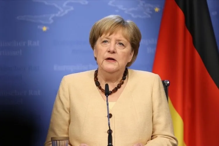 Merkel’e İsrail’den Fahri Doktora Unvanı!