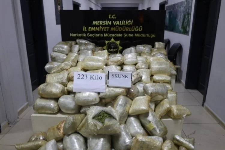 Mersin’de Narkotik Operasyonu: 223 Kilogram Ele Geçirildi!