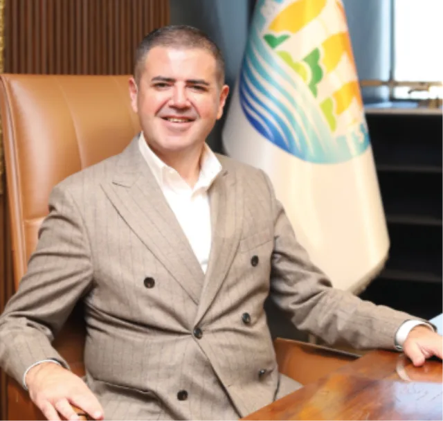 Mersin'de yolsuzluk soruşturması! 2 belediye başkanı tutuklandı