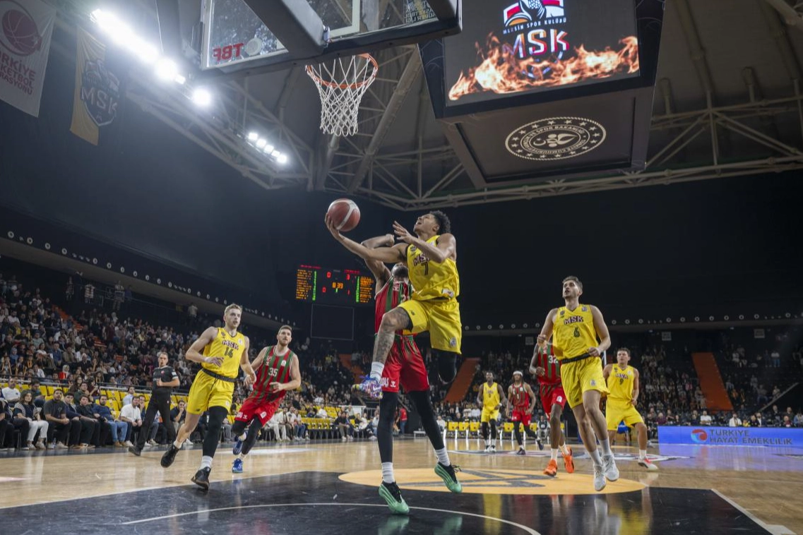 Mersin Spor, Karşıyaka’yı 92-87 ile geçti!
