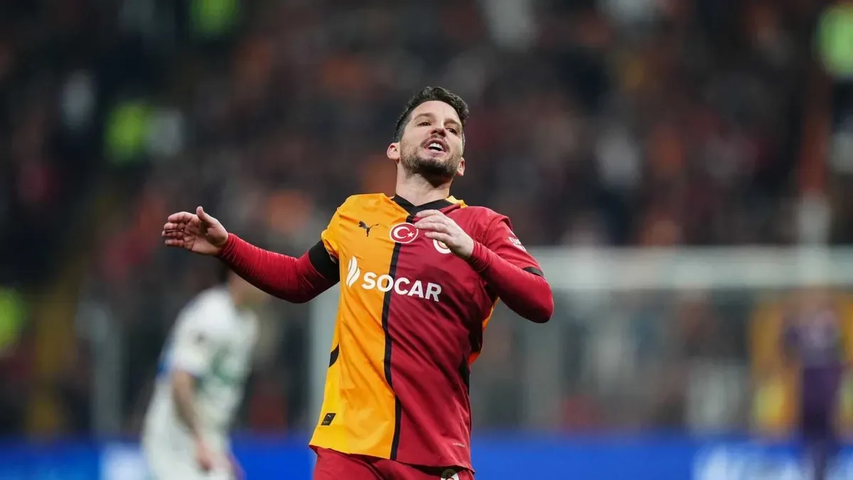 Mertens, Galatasaray’da Yeni Görev İçin Gündemde!