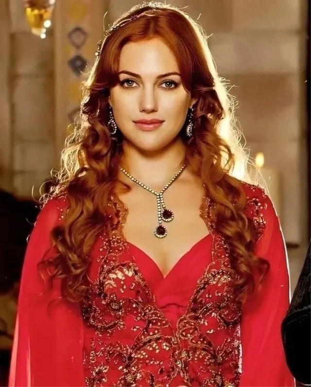 Meryem Uzerli’nin 22 Yaşındaki Hali Yeniden Gündemde